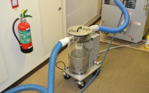 大型バキューム